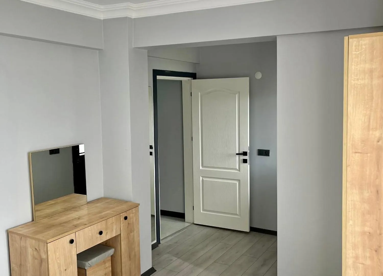 Ozn Suit Airport Arnavutkoy